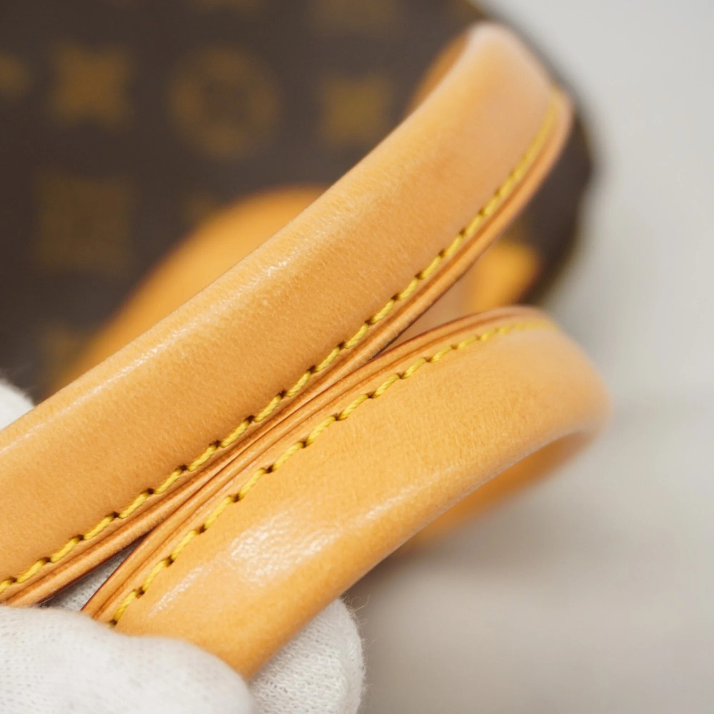 LOUIS VUITTON Brown Monogram Bag - Picture 8 of 10